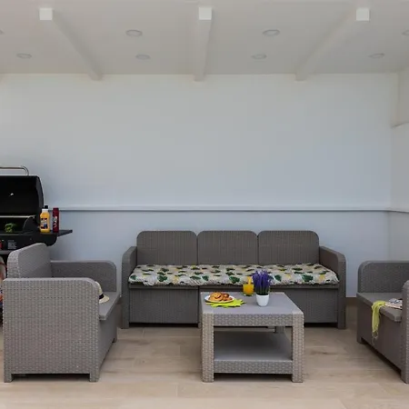 Luxury Heated Pool Villa Costa Adeje (Tenerife)