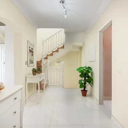 Villa Luxury Heated Pool *